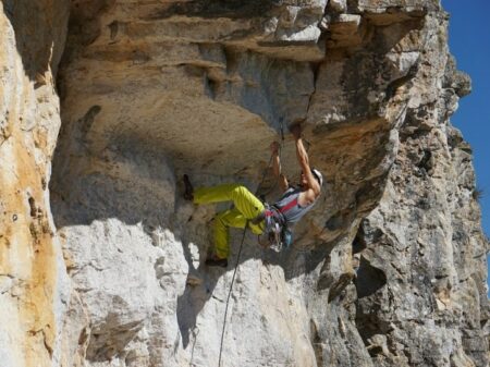 Escalade avec Lot Aventure