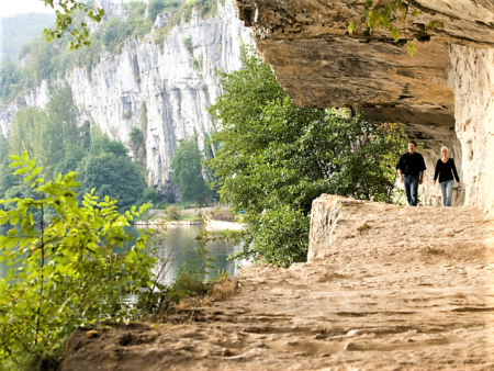 Le Chemin de Halage à Saint-Cirq-Lapopie